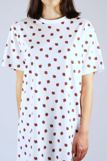 Damen-Nachthemd mit Erdbeeren im All-Over-Print aus Bio-Baumwolle
in Weiß, kurzärmelig